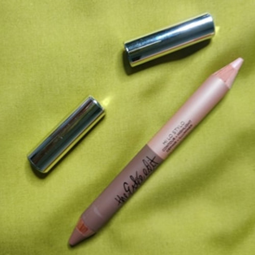 The Estee Edit Hi Lo Stylo Contour